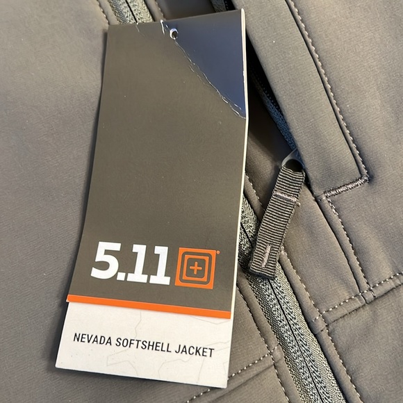 5.11 Tactical Nevada Soft Shell Jacket Army Green Size Small - Picture 4 of 7